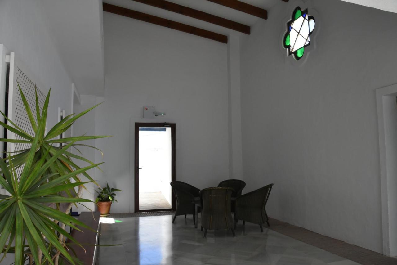 Hostal Dona Lola Marina Zahara de los Atunes Ngoại thất bức ảnh