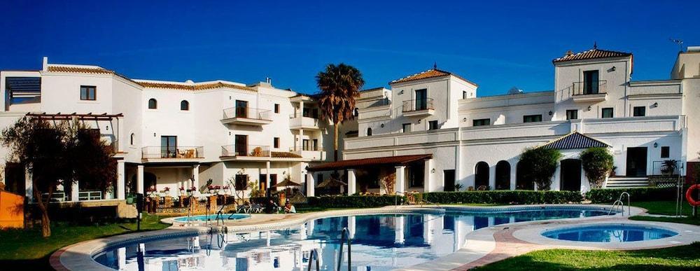 Hostal Dona Lola Marina Zahara de los Atunes Ngoại thất bức ảnh